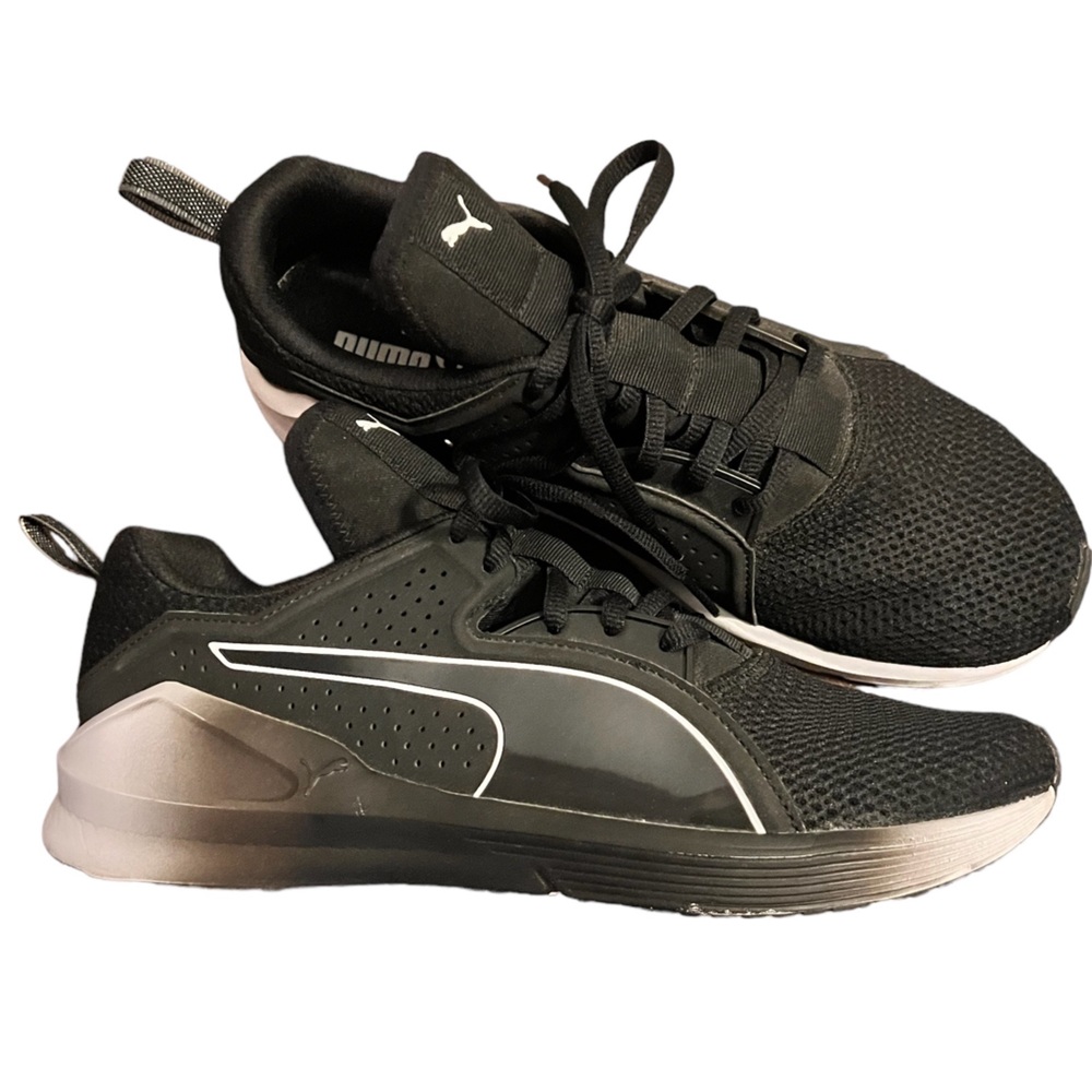 Puma Damen Sneakers Black and White Size 9.5
